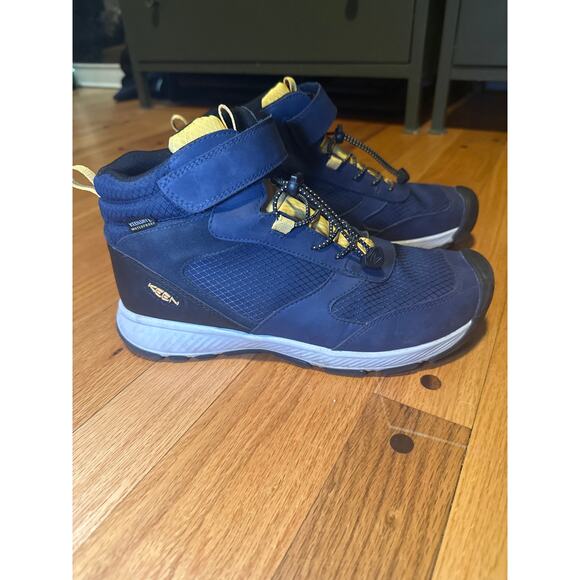 KEEN Skua Waterproof Boot US Sz 6 Color: Naval Academy/Yolk Yellow EU 38 main image 6